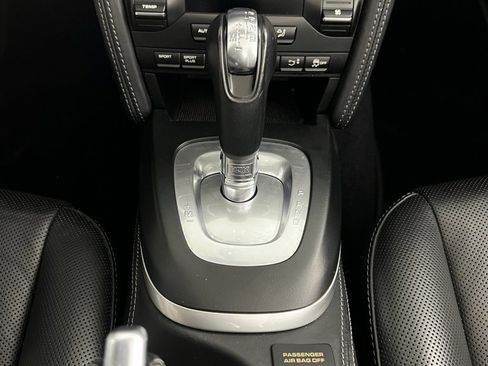 Used 2012 Porsche 911 Turbo S image 33