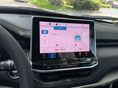 New 2025 Jeep Compass Trailhawk w/ Trailhawk Elite Group image 49