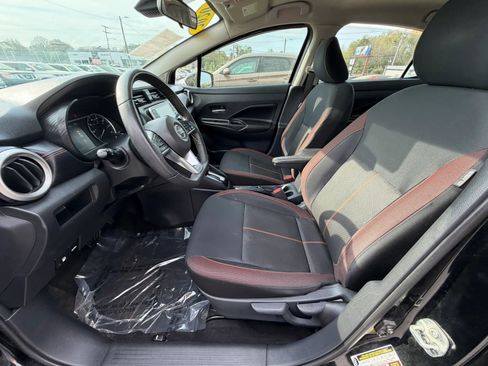 Used 2020 Nissan Versa SR FWD image 20