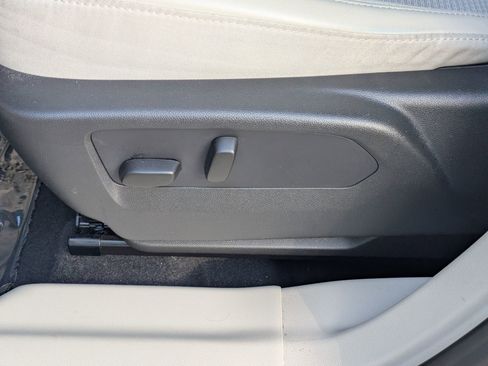 Used 2022 Buick Envision Preferred image 13