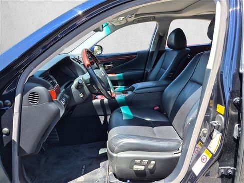 Used 2007 Lexus LS 460 RWD image 9