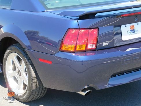 Used 2001 Ford Mustang Cobra RWD image 17