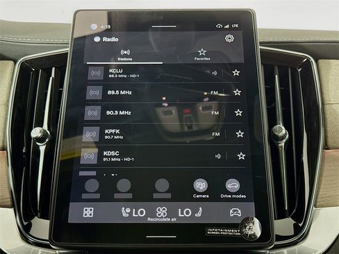 New 2026 Volvo XC90 B6 Core w/ Protection Package image 14