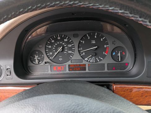 Used 1999 BMW 528i Sedan RWD image 37