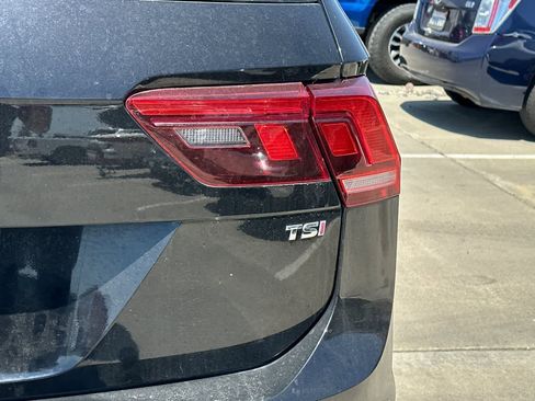 Used 2018 Volkswagen Tiguan S FWD image 13