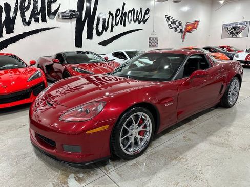 Used 2010 Chevrolet Corvette Z06 w/ Preferred Equipment Group RWD image 20