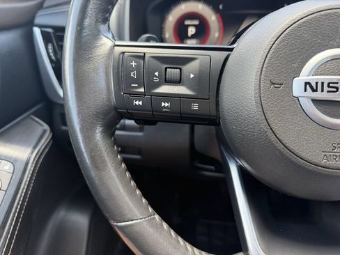Used 2021 Nissan Rogue Platinum AWD/4WD image 18