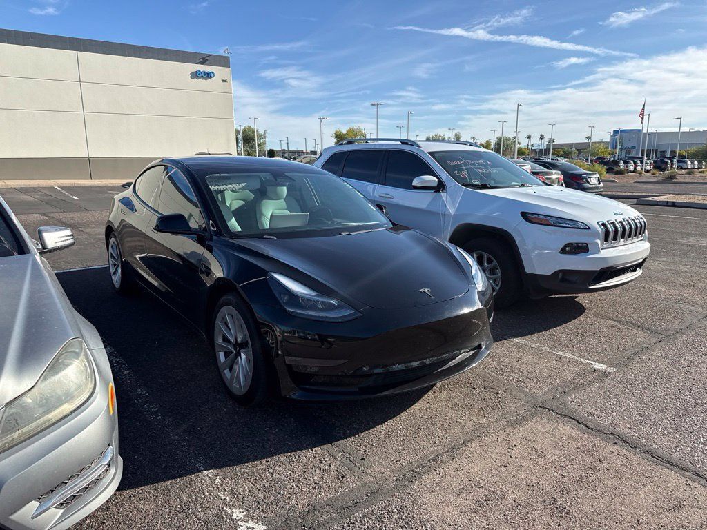 Used 2021 Tesla Model 3 Long Range AWD/4WD image 3