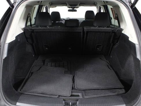 Certified 2024 Nissan Rogue SV image 17