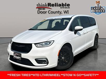 Used 2023 Chrysler Pacifica Touring-L