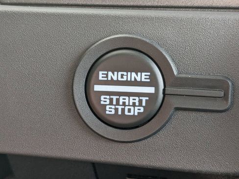 New 2025 Ford Bronco Badlands image 30