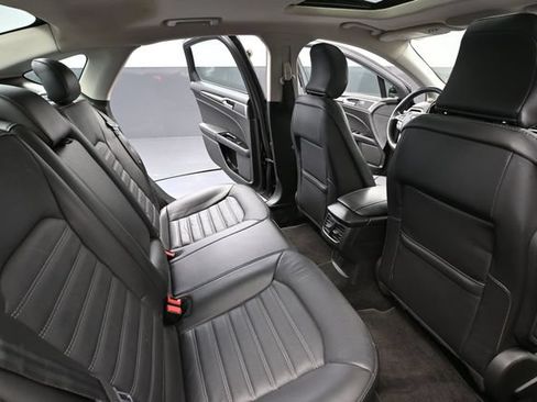 Used 2016 Ford Fusion SE w/ Equipment Group 202A FWD image 46