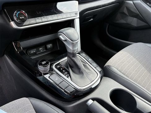 Certified 2022 Kia Seltos Nightfall Edition image 22