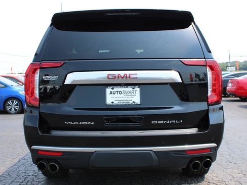 Used 2023 GMC Yukon Denali AWD/4WD image 5