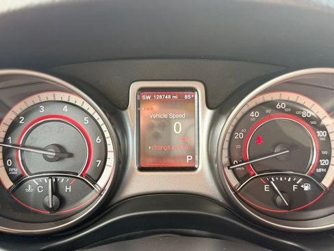 Used 2017 Dodge Journey Crossroad FWD image 37