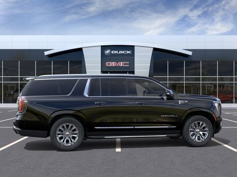 New 2026 GMC Yukon XL Denali RWD image 5