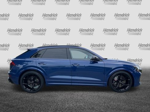 Certified 2025 Audi RS Q8 performance AWD/4WD image 10