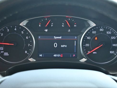 Used 2024 GMC Terrain SLT AWD/4WD image 21