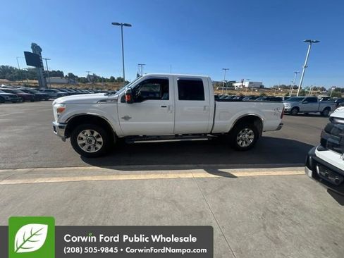 Used 2015 Ford F350 Lariat w/ Lariat Chrome Package AWD/4WD image 3