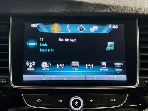 Used 2019 Buick Encore Essence w/ Safety Package II FWD image 10