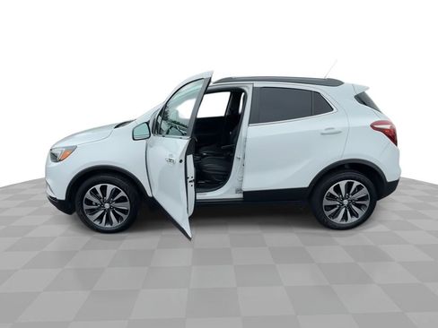 Certified 2022 Buick Encore Preferred w/ Safety Package FWD image 5