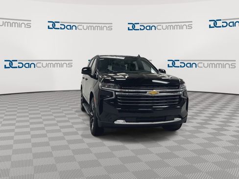 Used 2022 Chevrolet Tahoe LT w/ Luxury Package AWD/4WD image 3