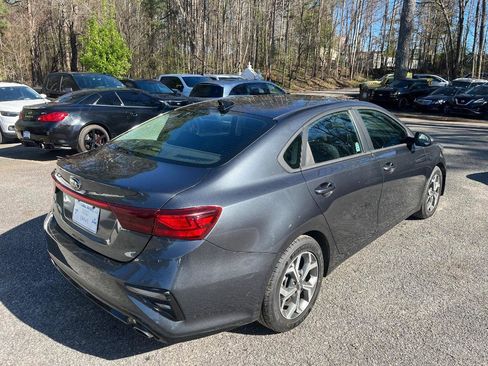 Used 2021 Kia Forte LXS image 8