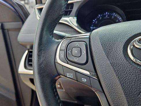 Used 2014 Toyota Avalon XLE FWD image 14