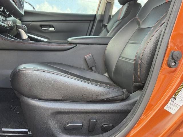 Certified 2025 Nissan Sentra SR w/ SR Premium Package FWD image 26