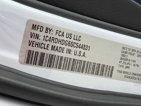Used 2025 Dodge Durango GT RWD image 36