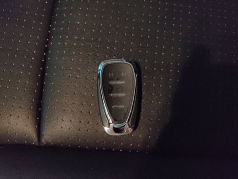 Used 2018 Chevrolet Sonic Premier FWD image 32