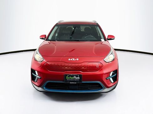 Used 2022 Kia Niro EX FWD image 2