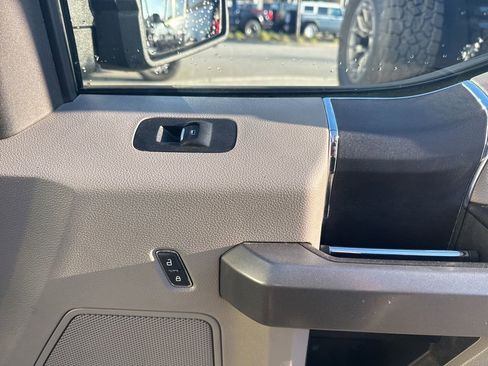 Certified 2018 Ford F150 XLT image 33