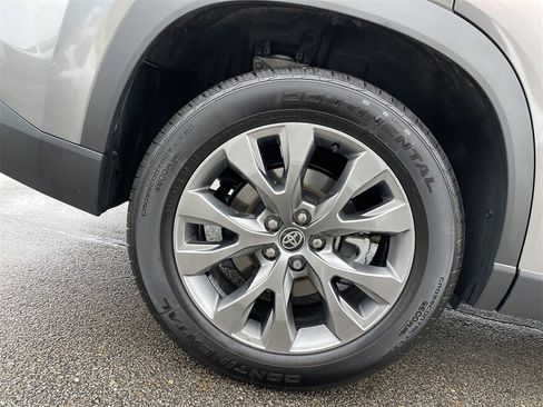 Used 2025 Toyota Grand Highlander FWD image 12