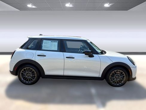 Used 2025 MINI Cooper S image 8