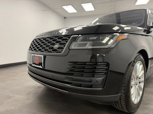 Used 2019 Land Rover Range Rover image 16