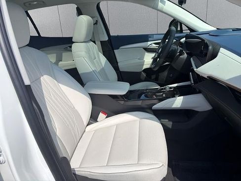 Used 2025 Buick Envision Avenir AWD/4WD image 15
