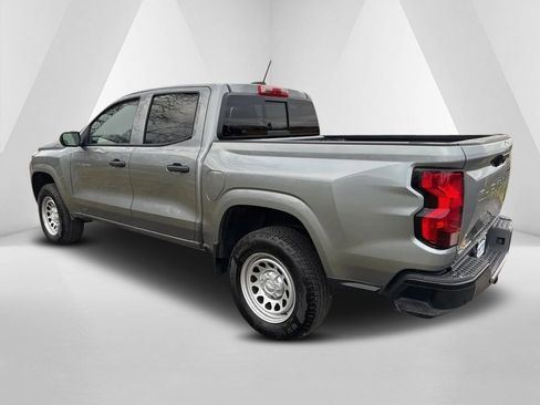 Used 2025 Chevrolet Colorado W/T image 5