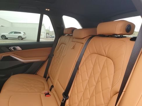 New 2026 BMW X5 xDrive40i w/ M Sport Package image 24