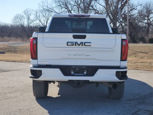 Used 2024 GMC Sierra 2500 Denali w/ Denali Reserve Package image 6