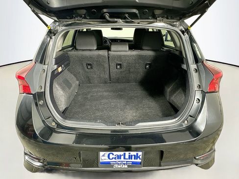 Used 2018 Toyota Corolla iM FWD image 28
