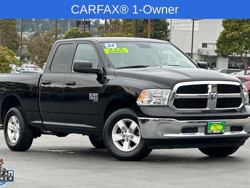 Used 2024 RAM 1500 Classic SLT image 2