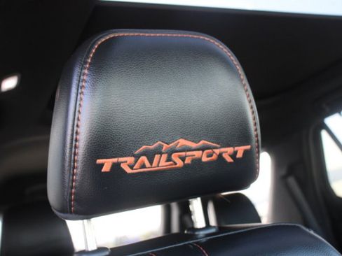 Used 2024 Honda Pilot TrailSport image 23