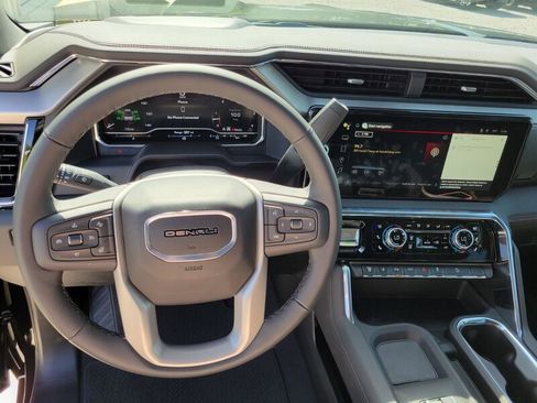 New 2025 GMC Sierra 3500 Denali w/ Denali Reserve Package image 10