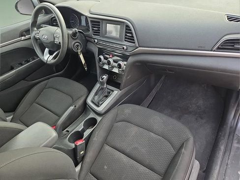 Used 2019 Hyundai Elantra SE w/ Cargo Package image 11