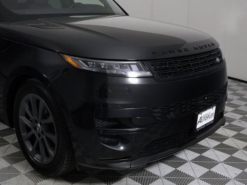 Used 2024 Land Rover Range Rover Sport Dynamic SE image 40