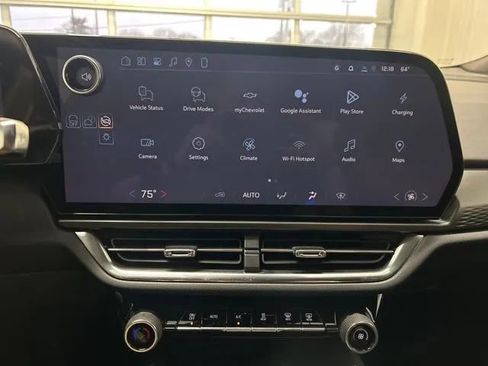 Used 2026 Chevrolet Equinox EV LT image 20