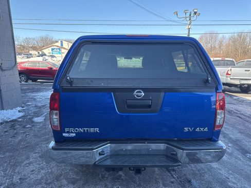 Used 2013 Nissan Frontier SV image 8