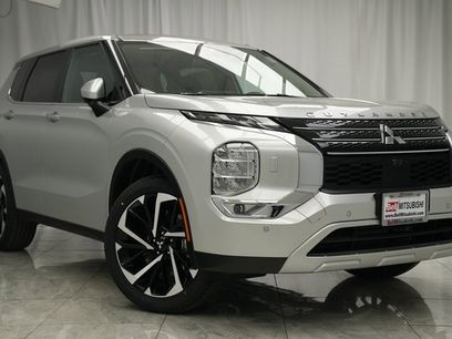 Used 2024 Mitsubishi Outlander SE