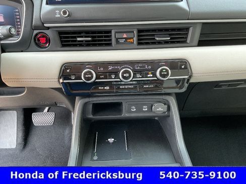 Used 2026 Honda Pilot Touring image 39